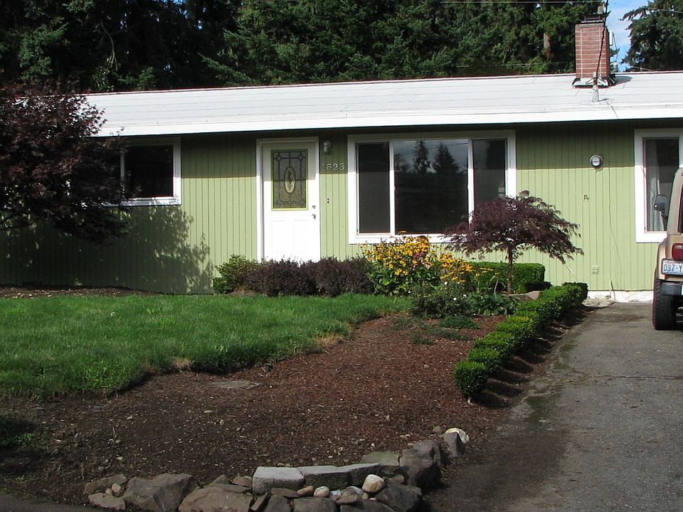 1st image of 1823 199th Pl SW