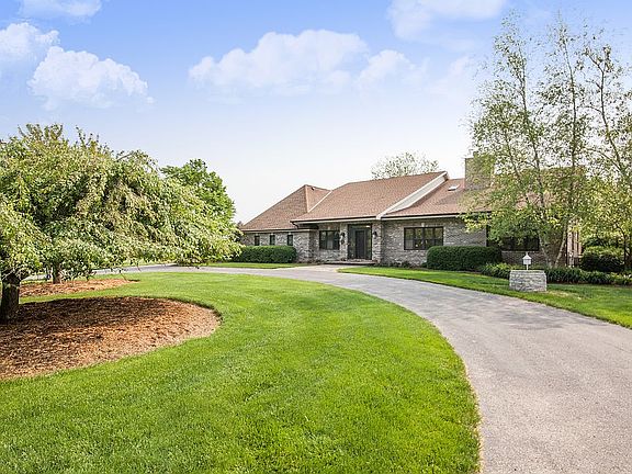 2nd image of W324N8295 Northcrest Dr