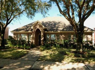 4710 Broadmoor Dr, League City, TX 77573