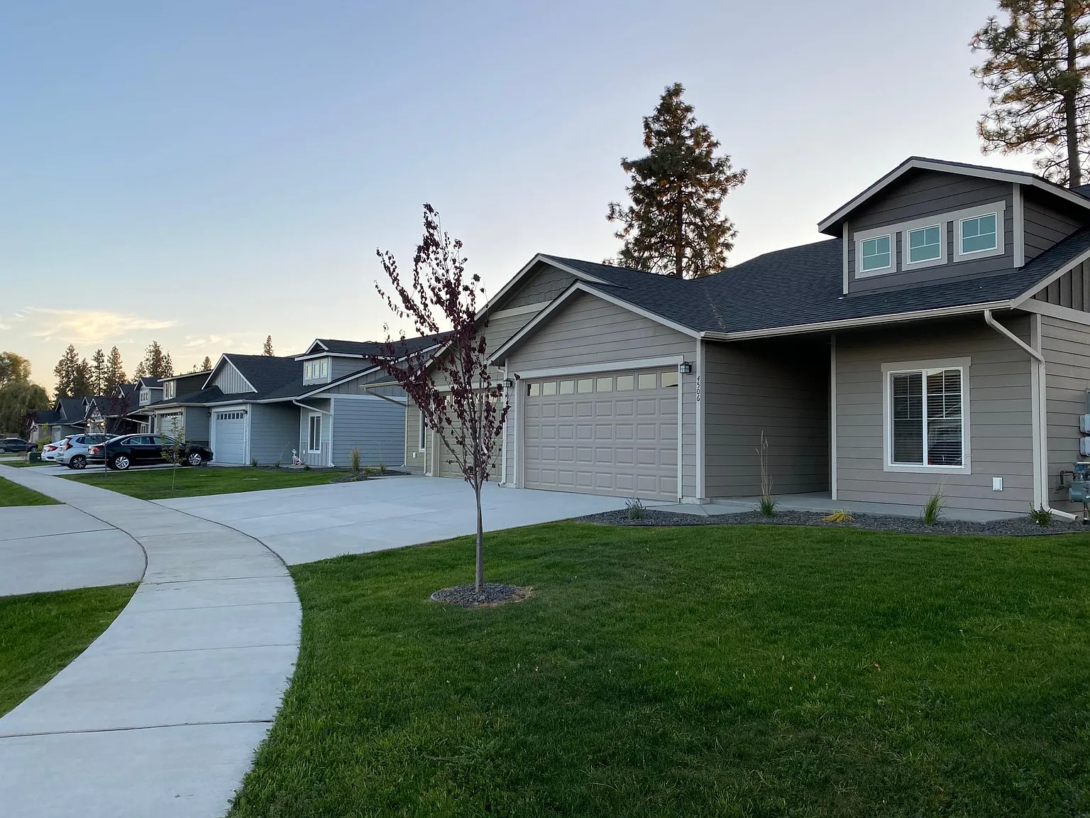 West Meadows Villas — Photo 2