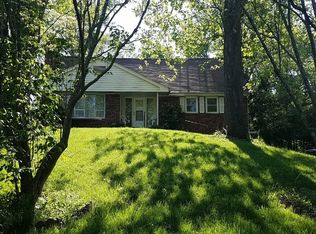 38 Pressley Rd, Asheville, NC 28805