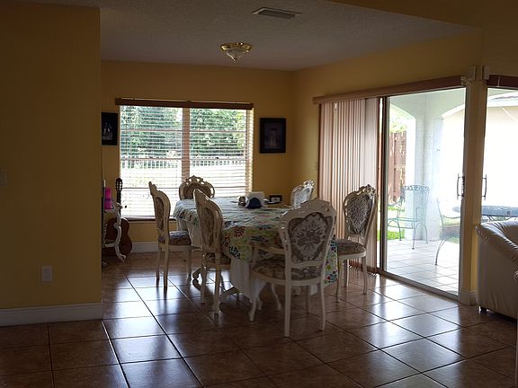 3rd image of 9736 NW 51st Ter