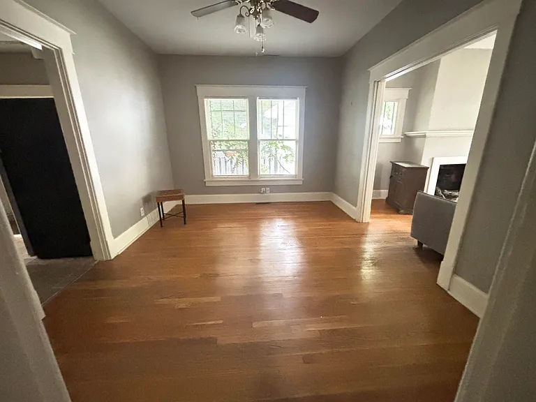 1489 Elizabeth St — Photo 7