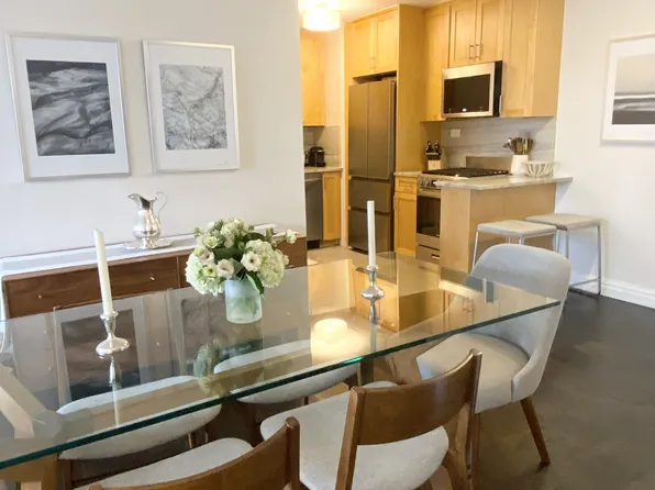 305 East 40th Street image 6 of 11