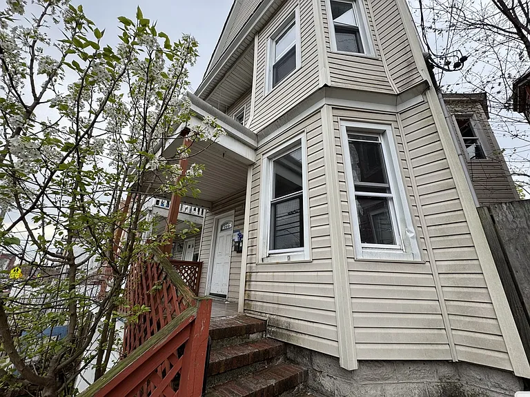 107 Grant Ave #1 — Photo 8