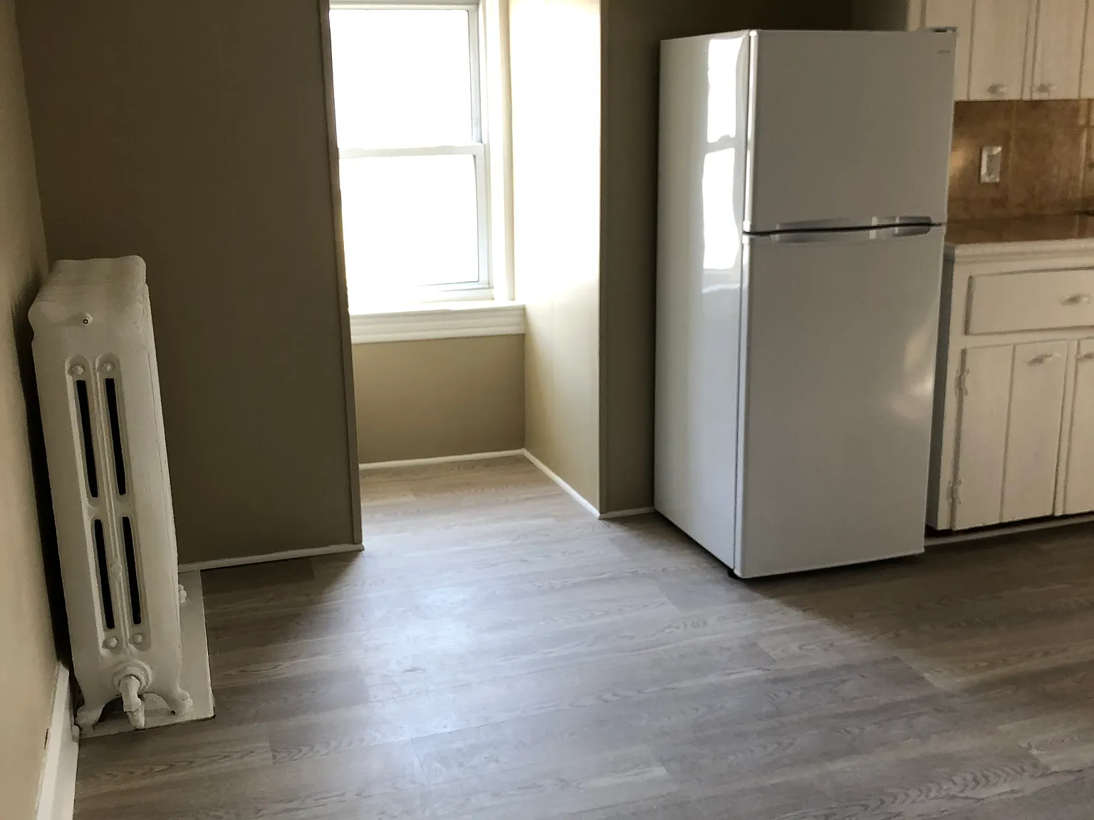 2 bed, $1,400 — Photo 4