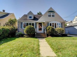 107 Wedgewood Ave, Woodbridge, NJ 07095