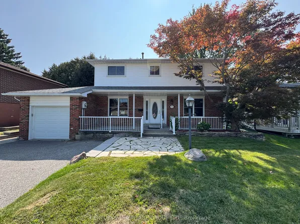 584 Arnhem Dr, Oshawa, ON L1G 2J6