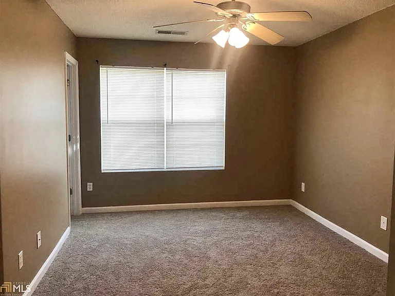 1750 Fielding Way — Photo 4