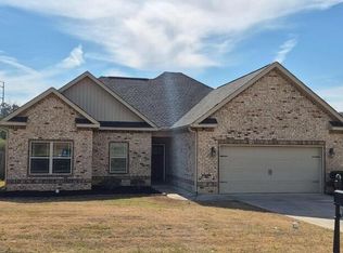 134 Summer Grove Ln, Macon, GA 31206