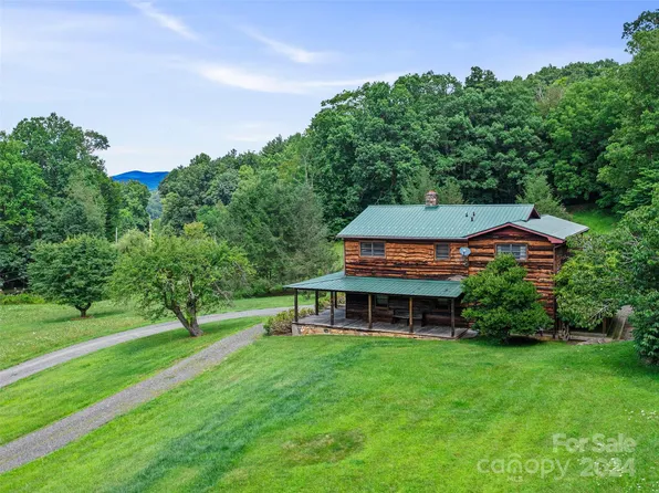 2825 Banks Creek Rd, Burnsville, NC 28714