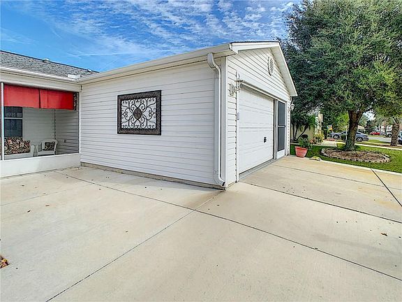 4th image of 2013 Claudio Ln