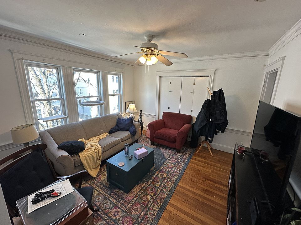 1st image of 14 Lourdes Ave #2