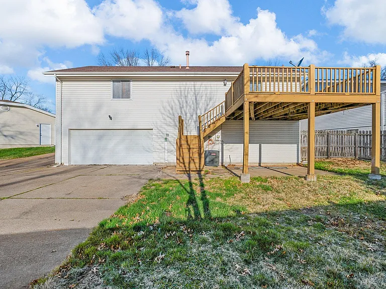 1118 Twistedoak Ct — Photo 3