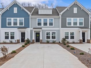 668 Blossom Run, Spartanburg, SC 29307