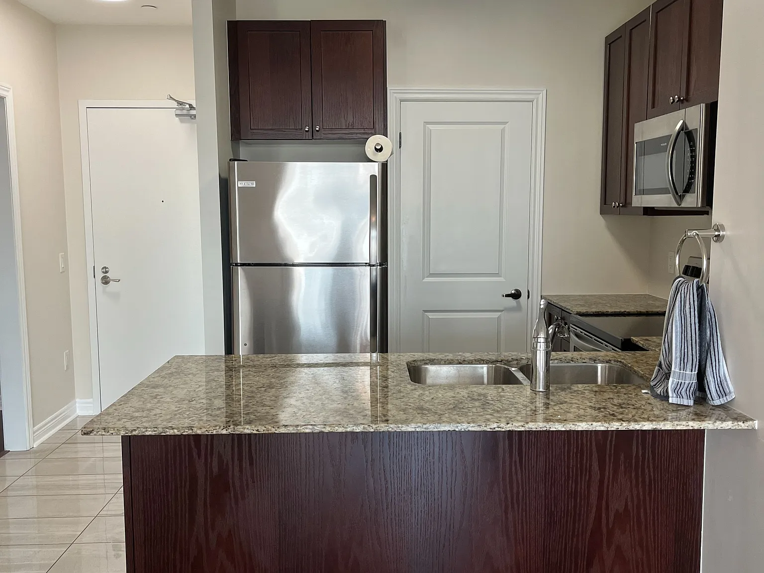 2 bed, $2,250 — Photo 3