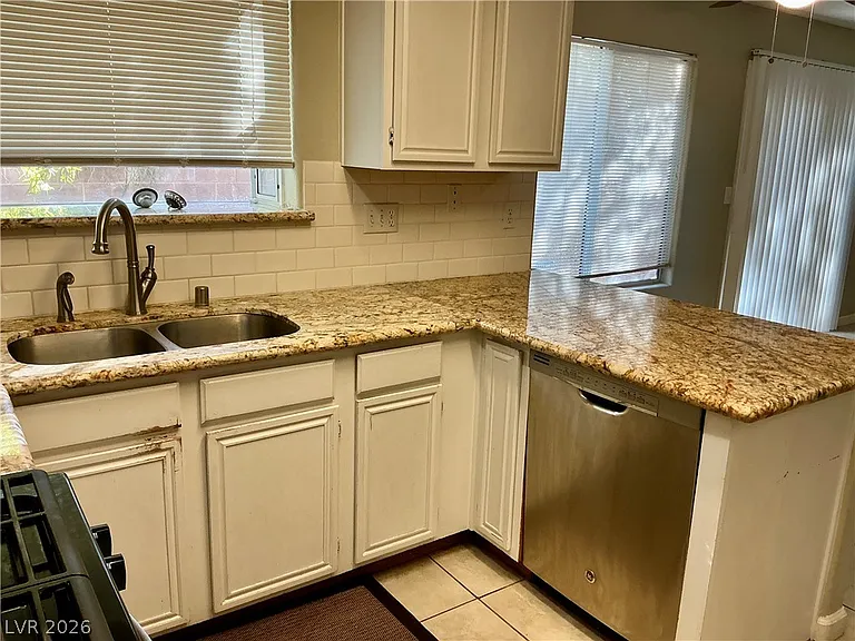8737 Wintry Garden Ave — Photo 3