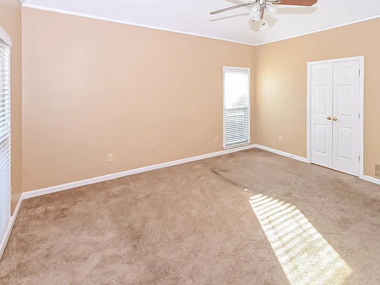 9224 Chimneyrock Blvd — Photo 12