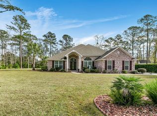 284 Lou Page Ln, Richmond Hill, GA 31324