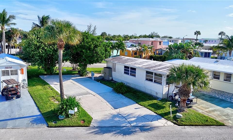1st image of 2105 Nettles Blvd