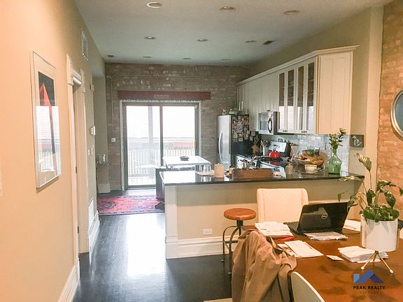 4th image of 2016 W Wabansia Ave #2F