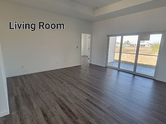 3rd image of 739 Milwaukee Blvd