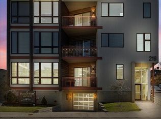 219 Carron St #103, Pittsburgh, PA 15206