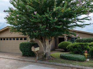 5729 Shoreline Dr, Shreveport, LA 71119