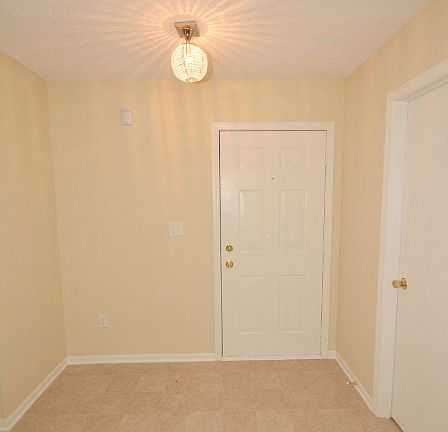 2nd image of 4016 Village Trace Blvd