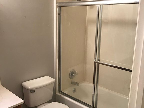 5th image of 623 Natoma St #B