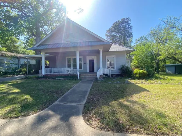 413 Pine St, Fordyce, AR 71742