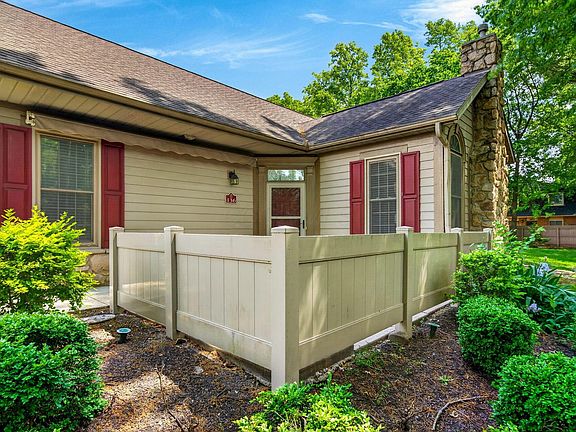 3rd image of 136 Villamere Dr #7