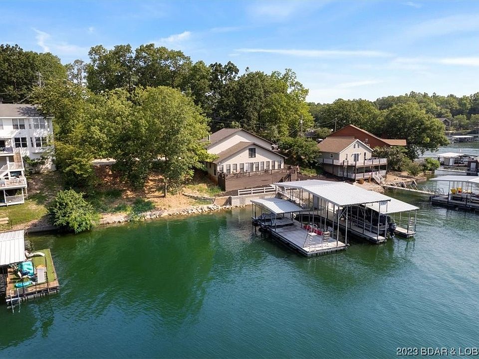 1st image of 28 Three Oaks Cir