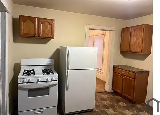 2 bed, 1200 sqft, $1,100 — Photo 4