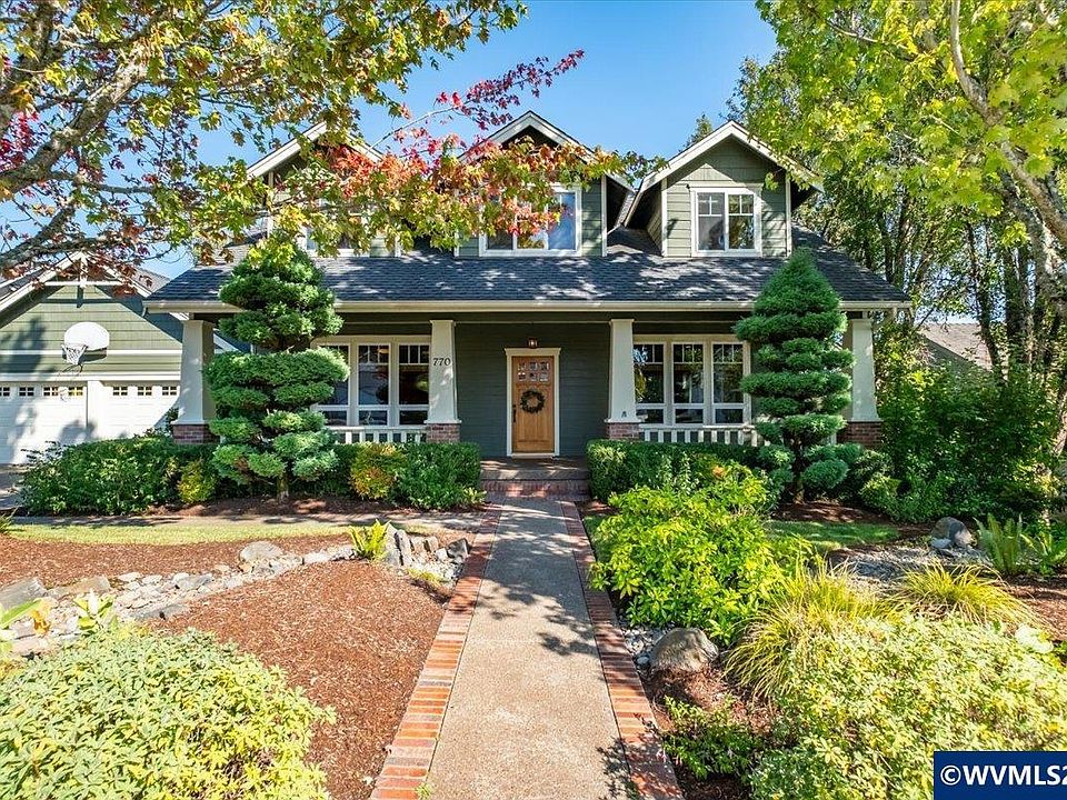 1st image of 770 SE Cynthian Dr