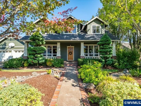 770 SE Cynthian Dr, Dallas, OR 97338