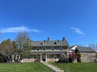 1554 Saint James Dr, Langhorne, PA 19047