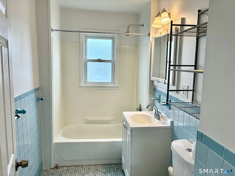 658 Beechmont Ave — Photo 14