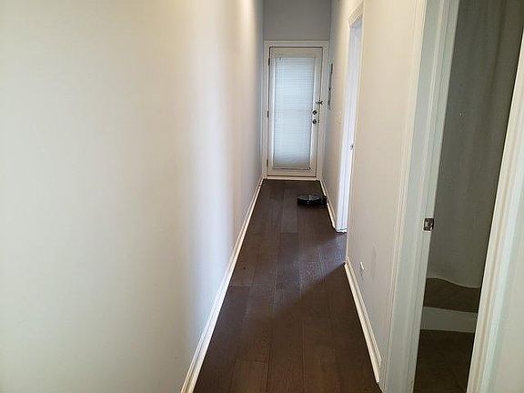 4th image of 870 N Milwaukee Ave APT 204I
