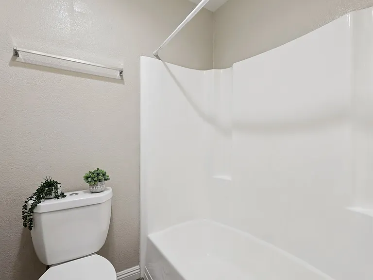 Seashore Apartment Homes — Photo 23