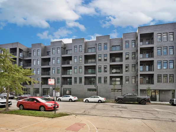 825 E 61st, 825 E 61st St #206, Chicago, IL 60637
