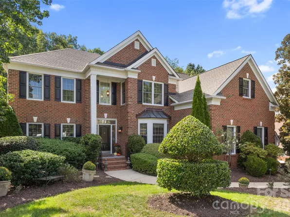 2042 Maynard Rd, Charlotte, NC 28270