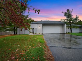 2819 Monte Vis, Brighton, MI 48114