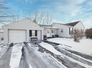 1228 W Lusher Ave, Elkhart, IN 46517