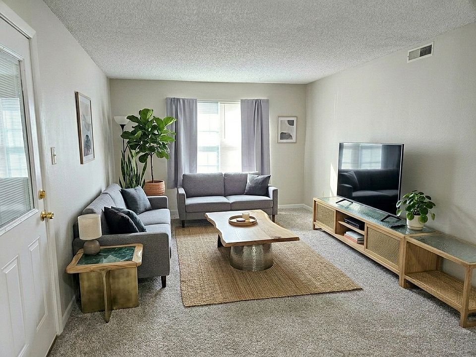 1st image of 3032 SW Lydia Ave APT 103