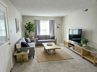 3032 SW Lydia Ave APT 103, Topeka, KS 66614