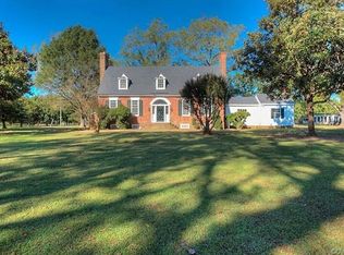 12800 Glebe Ln, Charles City, VA 23030
