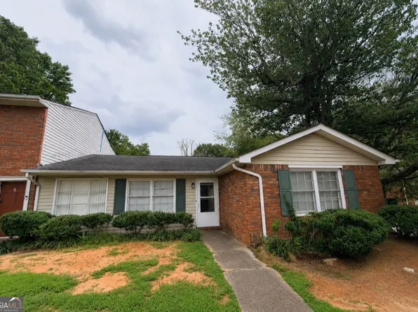 6354 Shannon Pkwy APT 14F, Union City, GA 30291