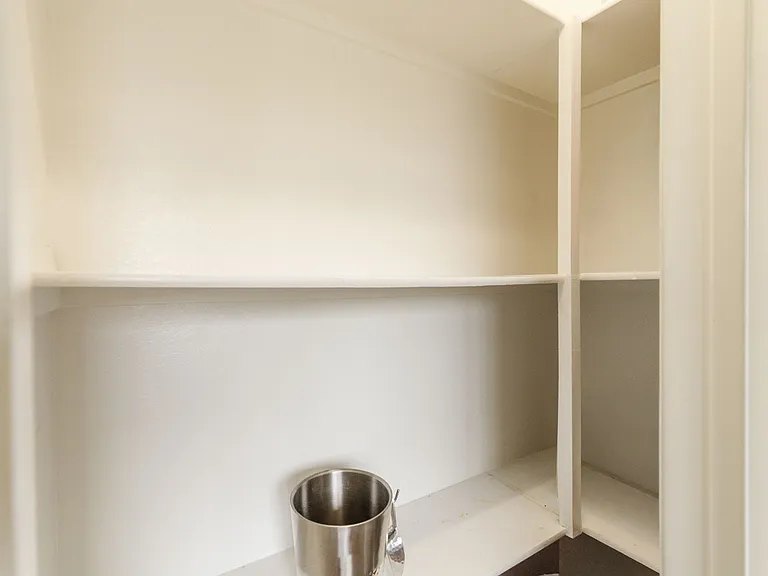 1016 Hancock Ave #6 — Photo 11