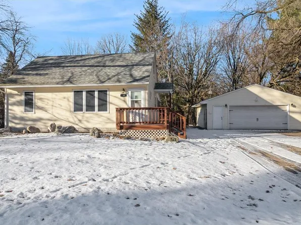 53 Center Rd, Circle Pines, MN 55014